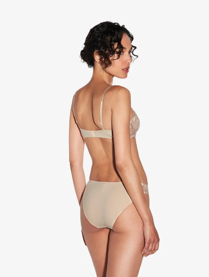 Women Bras La Perla Balconette Bra In Halo And Ivory Nude With Embroidered Tulle
