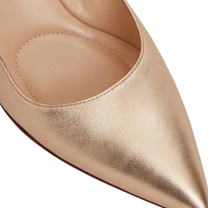 Women Bruno Magli Heels TARA Pump GOLD