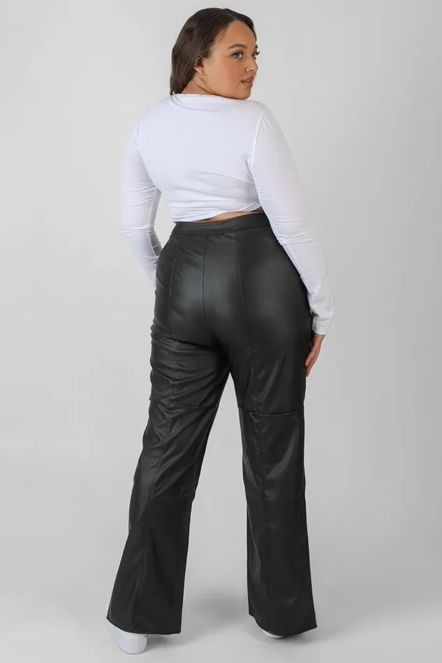 Women Curve Scoop Neck Long Sleeve Crop Top White Kaiia White Public Desire Tops