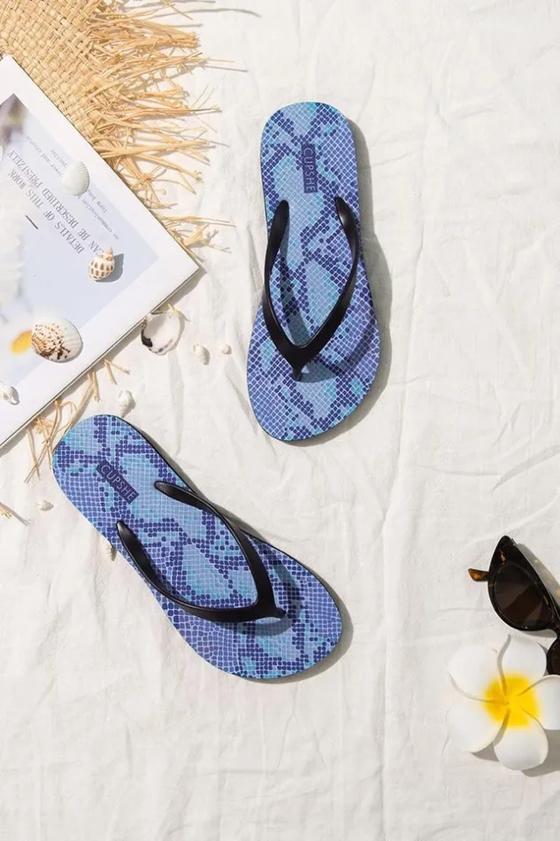 Women Flip Flops Cupshe Electric Bite Snakeskin Flip Flops Blue
