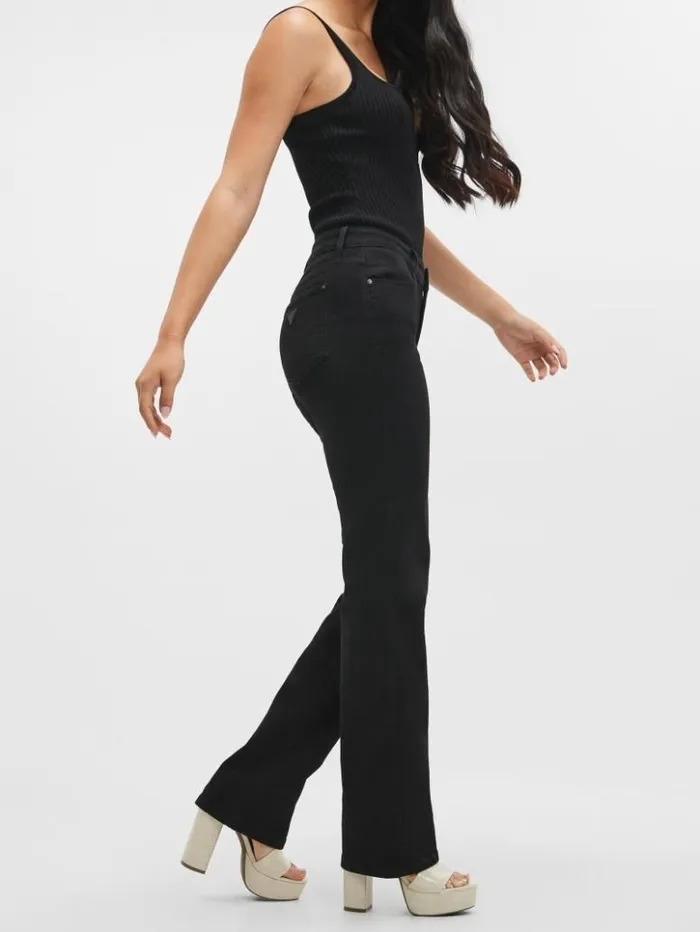 Women GUESS Jeans and Denim Eco Sexy Straight Jeans Carrie Black
