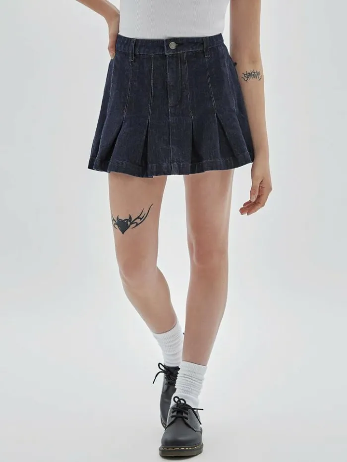 Women GUESS Jeans and Denim GUESS Originals Denim Tennis Skirt Go Pleated Dark Wash