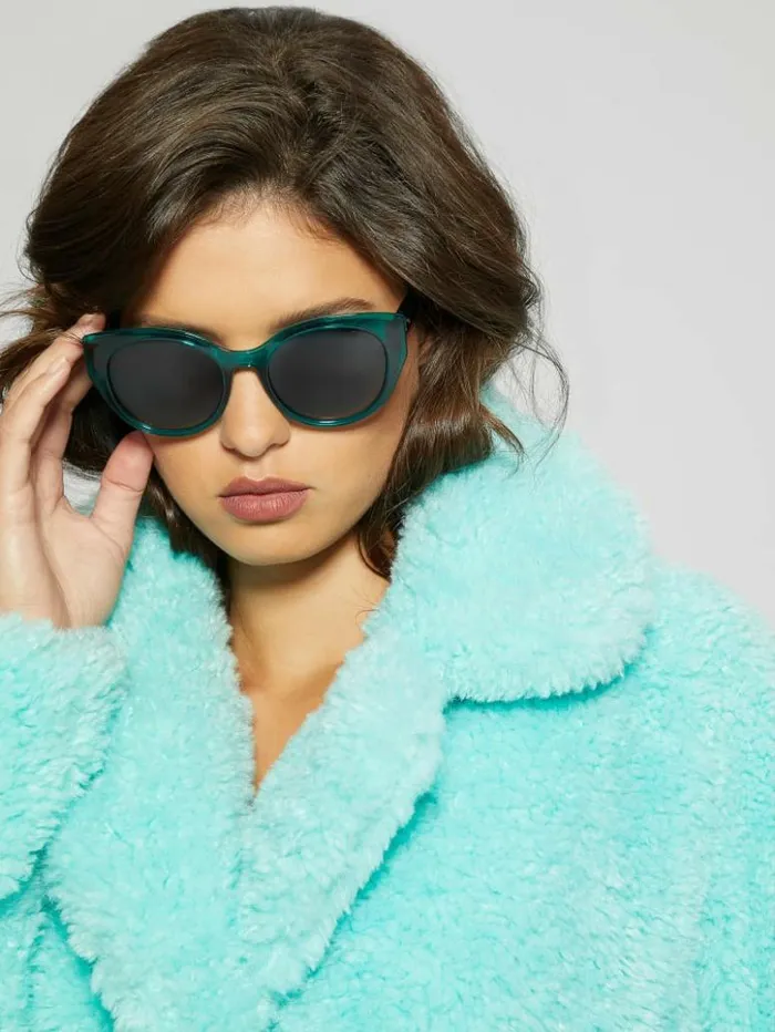 Women GUESS Sunglasses Round Lucite Sunglasses 96p Green
