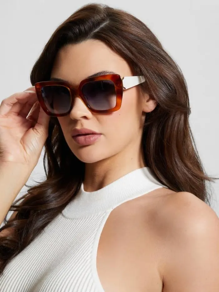 Women GUESS Sunglasses Square Logo Print Plastic Sunglasses Tort