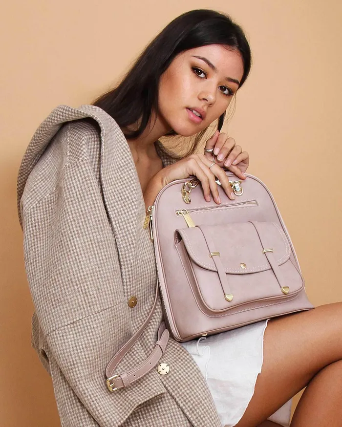 Women Handbags Belle and Bloom 5th Ave Leather Backpack 8211 Dusty Pink