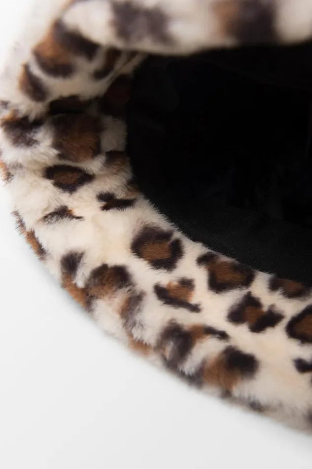 Women Hats and Scarves Cupshe Dynamic Star Leopard Bucket Hat Multicolor