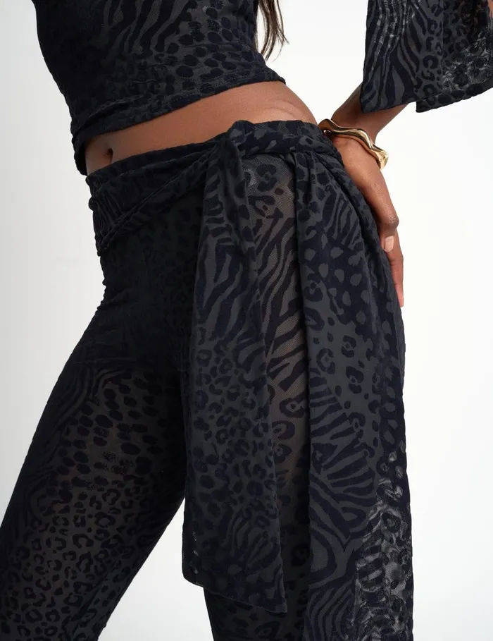 Women Knot Detail Tie Side Leopard Devore Capri Pants Black Black Public Desire Occasion