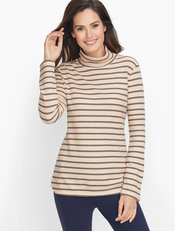 Women Long and 34 Sleeve Talbots Scrunch Turtleneck Champagne
