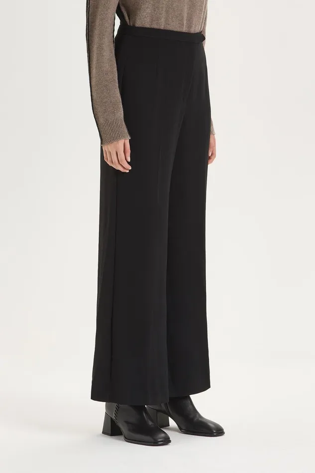 Women Malparmi Trousers Sabl Crepe Trousers Black