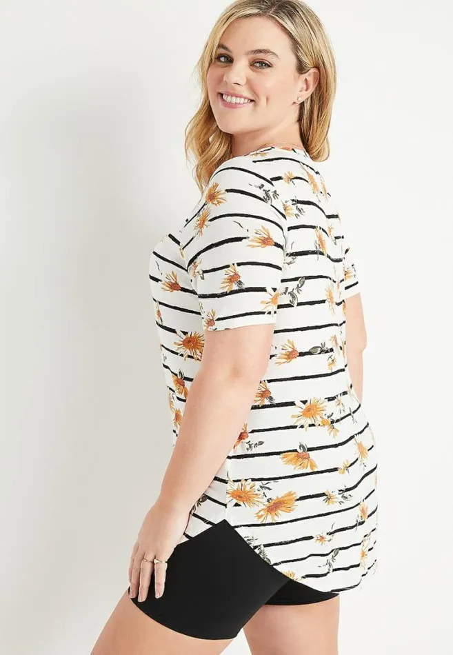 Women Plus Size 247 White Daisy Stripe Flawless Tunic Tee Maurices Plus Tops