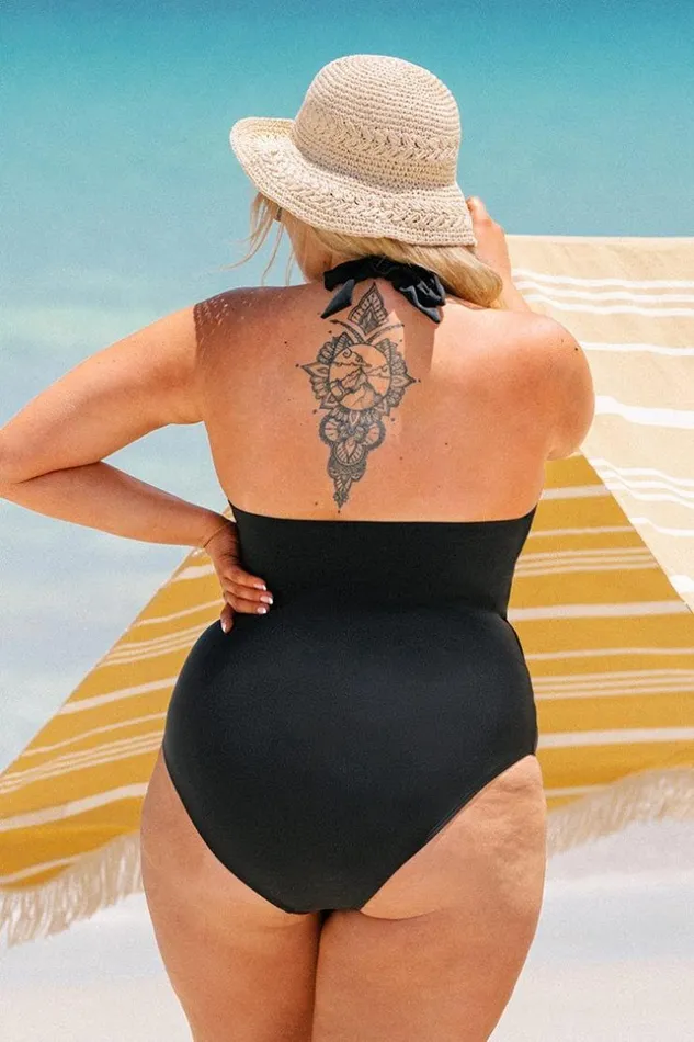 Women Plus Size and Curve Swimsuits Cupshe Seaside Holiday Twist Front Plus Size One Piece Swimsuit Black