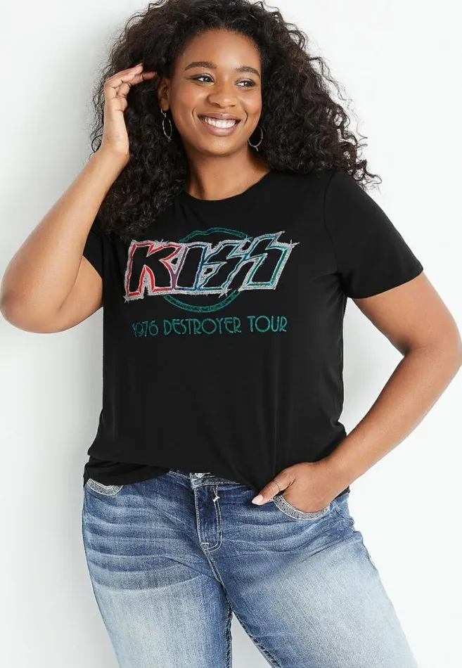 Women Plus Size Kiss Graphic Tee Maurices Plus Tops