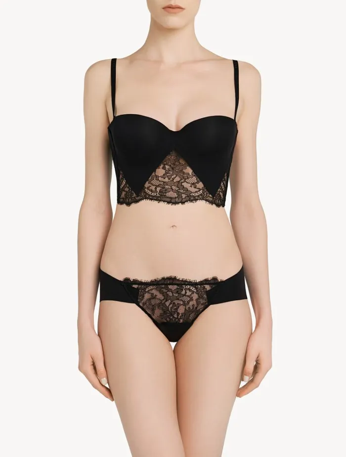 Women Shapewear La Perla Black Lycra Thong With Chantilly Lace Women Shapewear La Perla Black Lycra Thong With Chantilly Lace