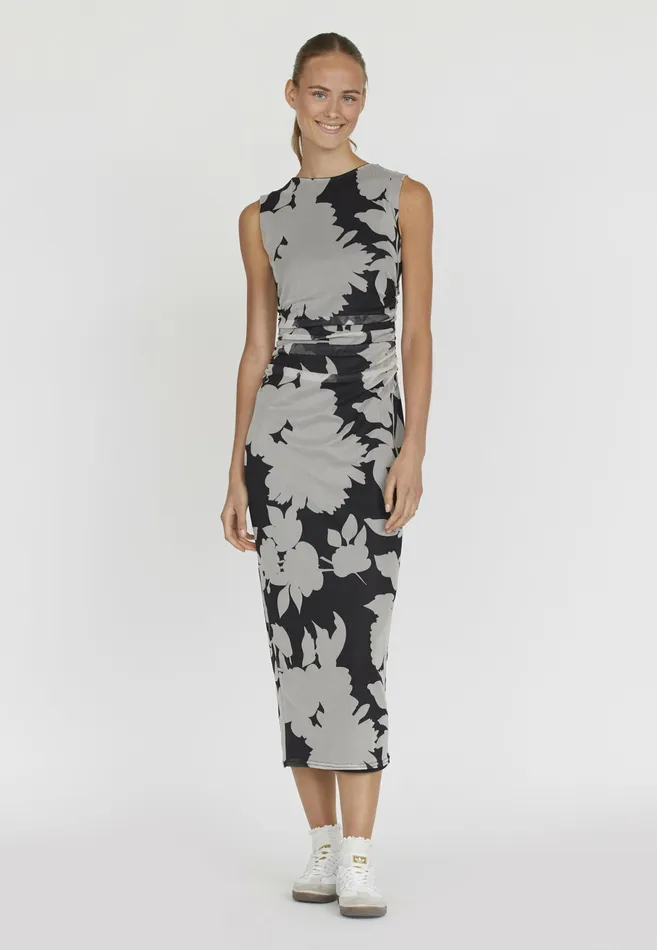 Women Sisters Point Dresses ESMEDR4 Black Flower