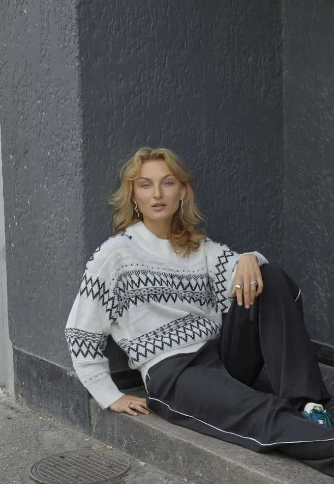 Women Sisters Point Knitwear HESAPU Bambooblack