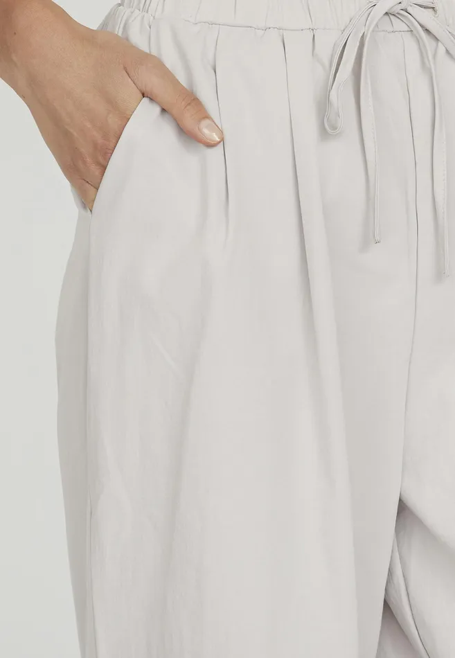 Women Sisters Point Pants and Jeans GOGOPAA Beige