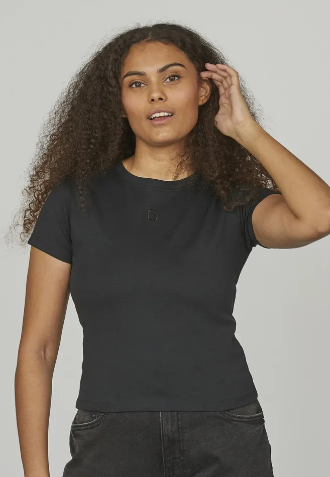 Women Sisters Point Tshirts DXS 3 SS TEE Black