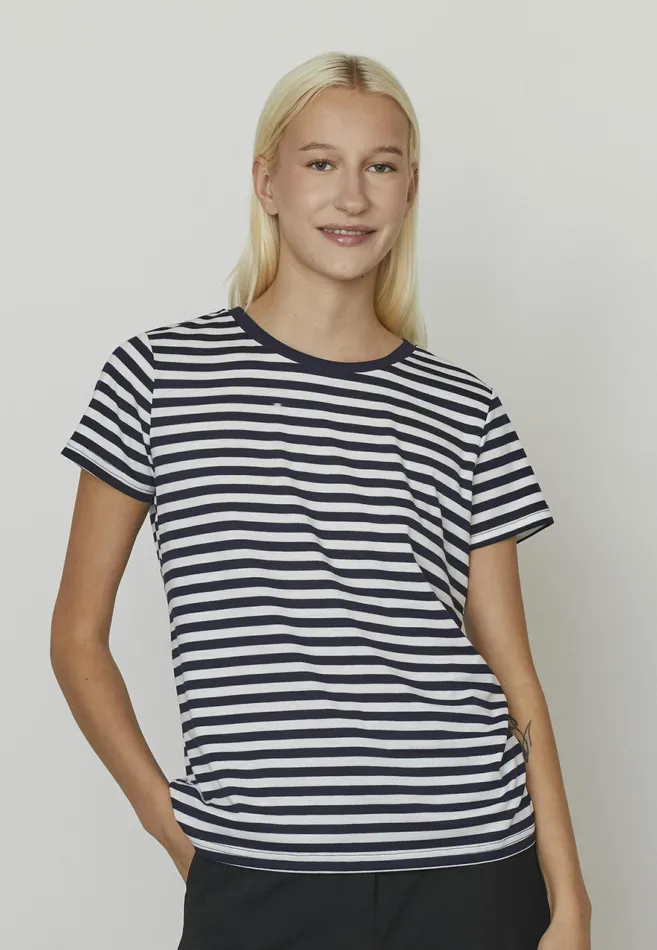Women Sisters Point Tshirts HICOSS1 Creamnavy