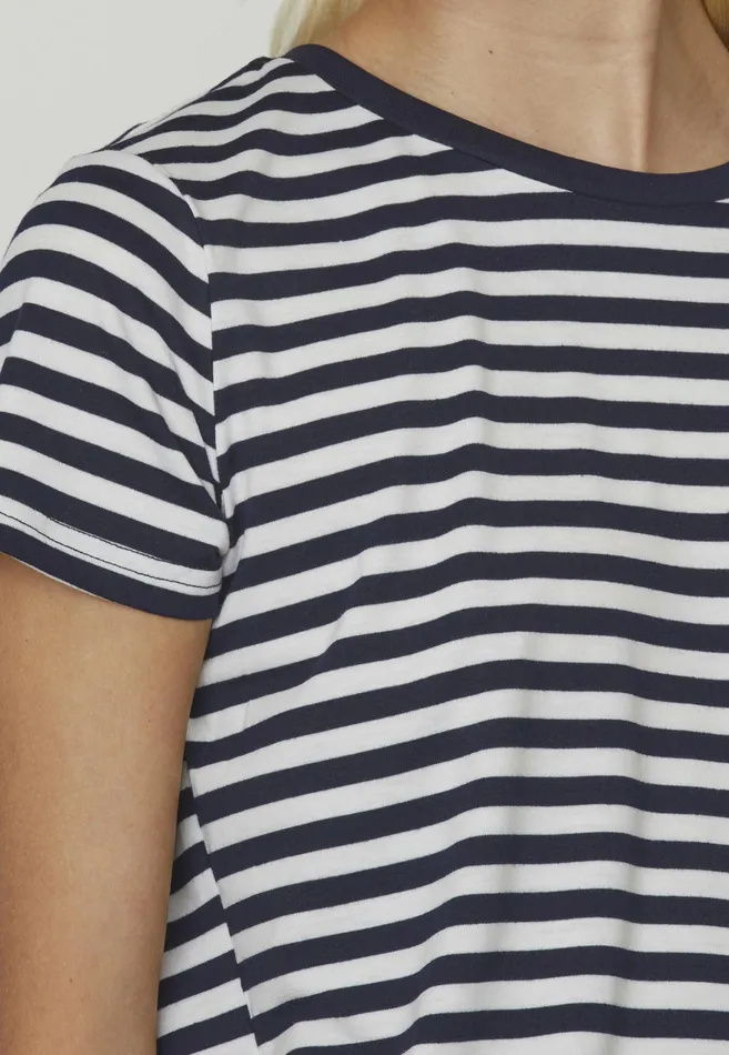 Women Sisters Point Tshirts HICOSS1 Creamnavy