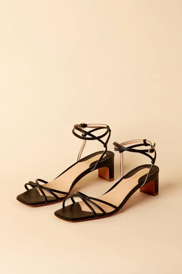 YOLAINE Sandals Nappa Noir Women Rouje Shoes